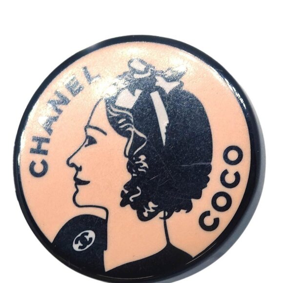 Chanel Button Earrings Clip-On Pink - Picture 2 of 4